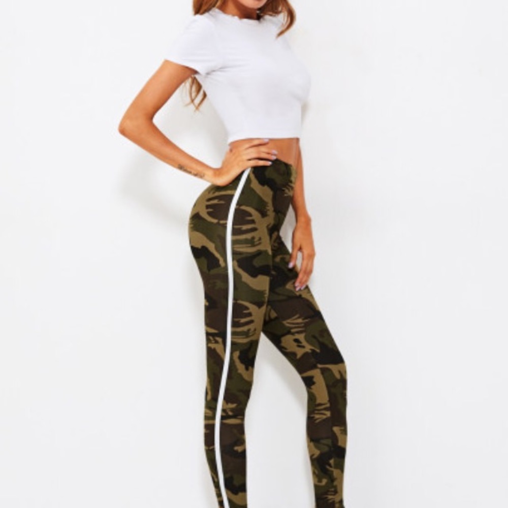Camo Print Tape Side Leggings